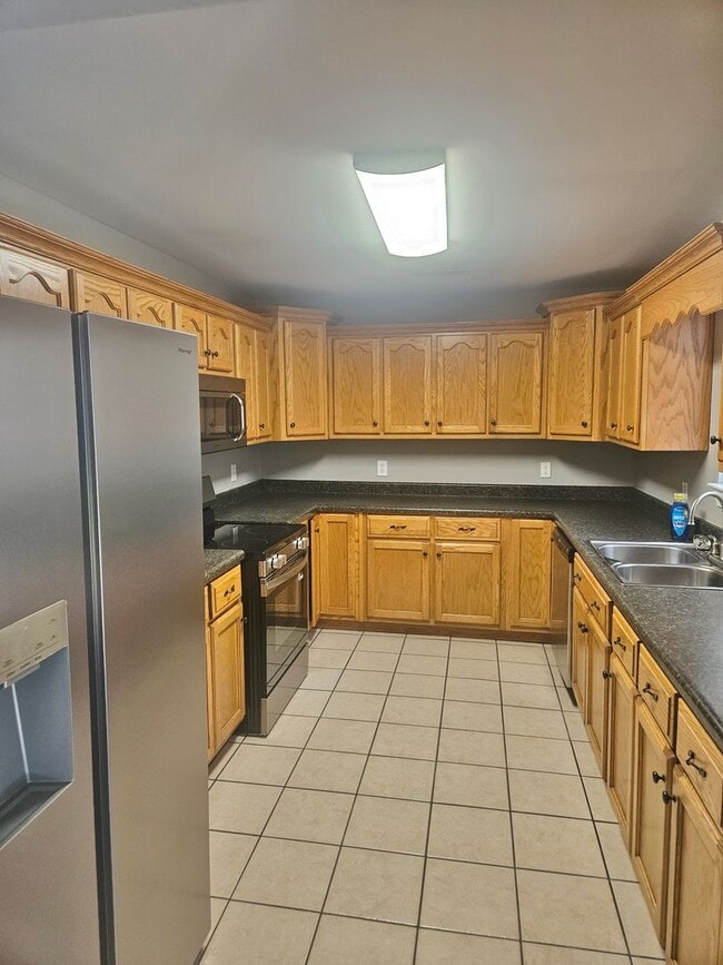 1108 St Joseph Dr NW