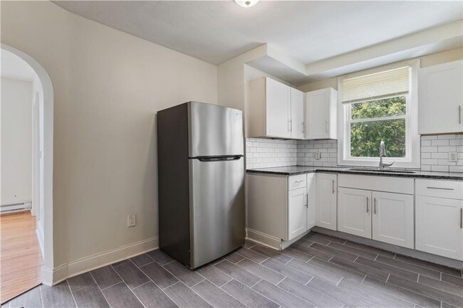Building Photo - 11 Roosevelt St Unit 3R Rental