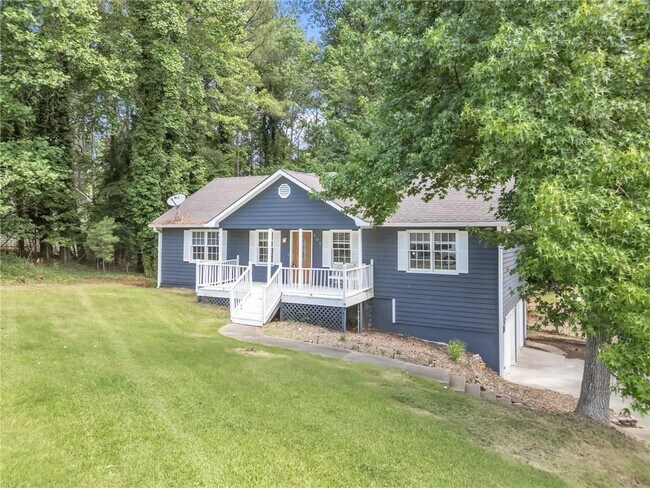 608 Wood Ridge Dr