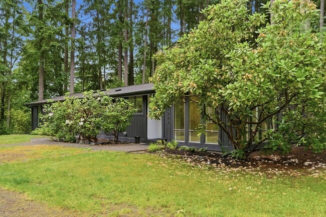 Photo - Single level Bainbridge Island home