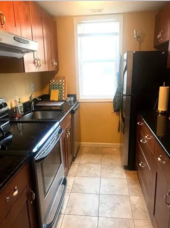 Photo - 1421 Columbia Rd NW Unit 406