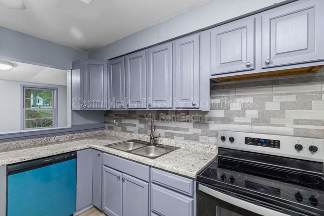 Photo - 10506 Byfield Dr