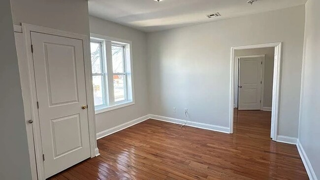 Photo - 162 Bergen Ave Unit 4B