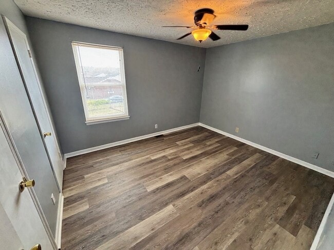 Photo - 3504 Brookway Dr