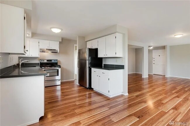 Photo - 2637 NW 63rd St