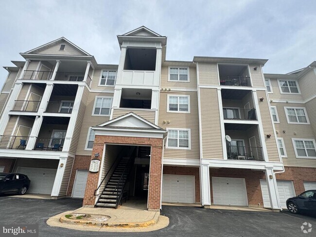 Building Photo - 19620 Galway Bay Circle Unit 103 Rental
