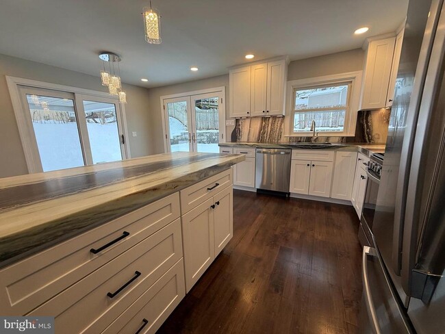 Photo - 41 Dorset Dr