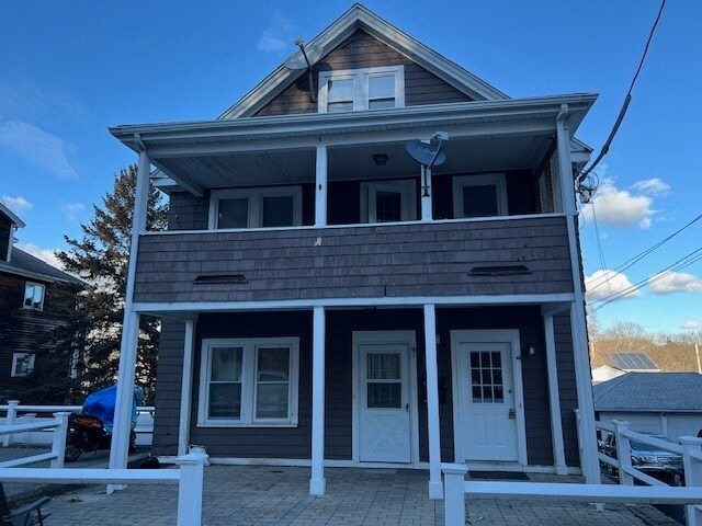 Building Photo - 98 Winter St Unit 2