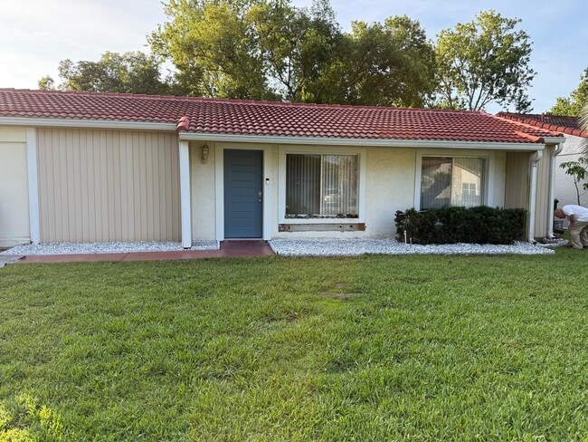 Building Photo - 10137 Donhill Ct