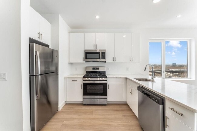 Photo - 3309 Liberty Ave Unit 206