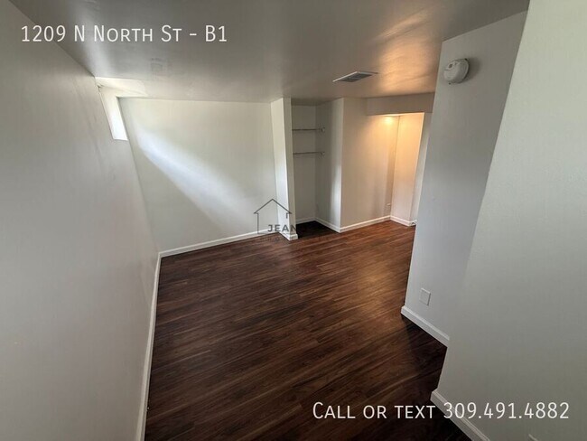 Photo - 1209 North North Street Unit B1