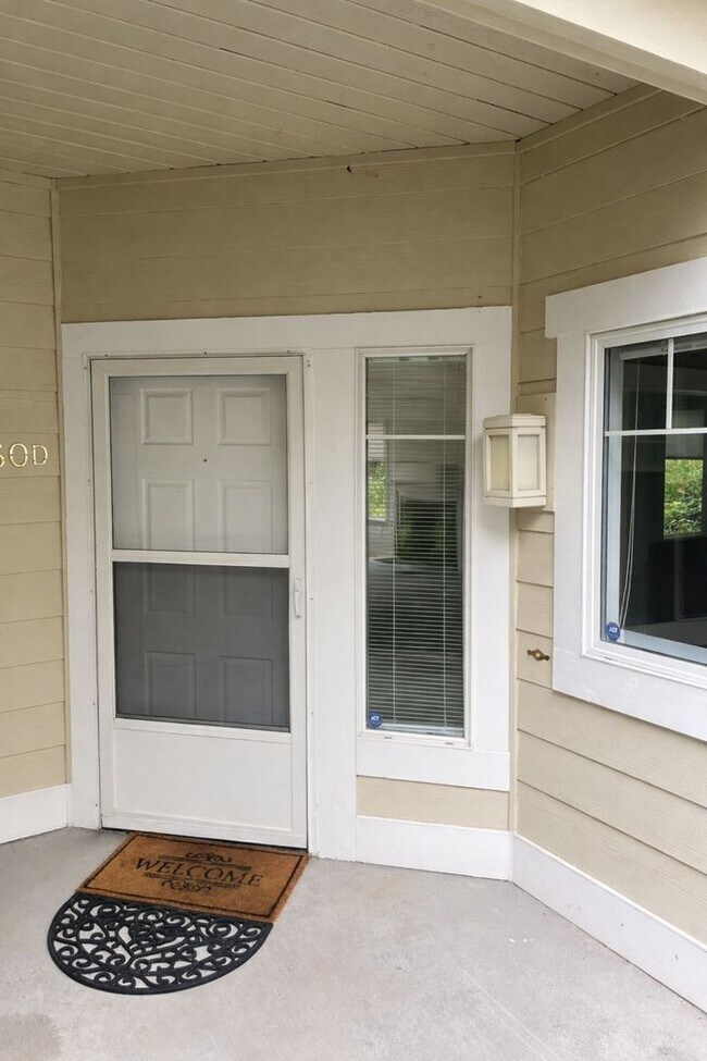 Photo - 2 Bed, 2 Bath Serene Waterfront Port Ludlow Condo For Rent!