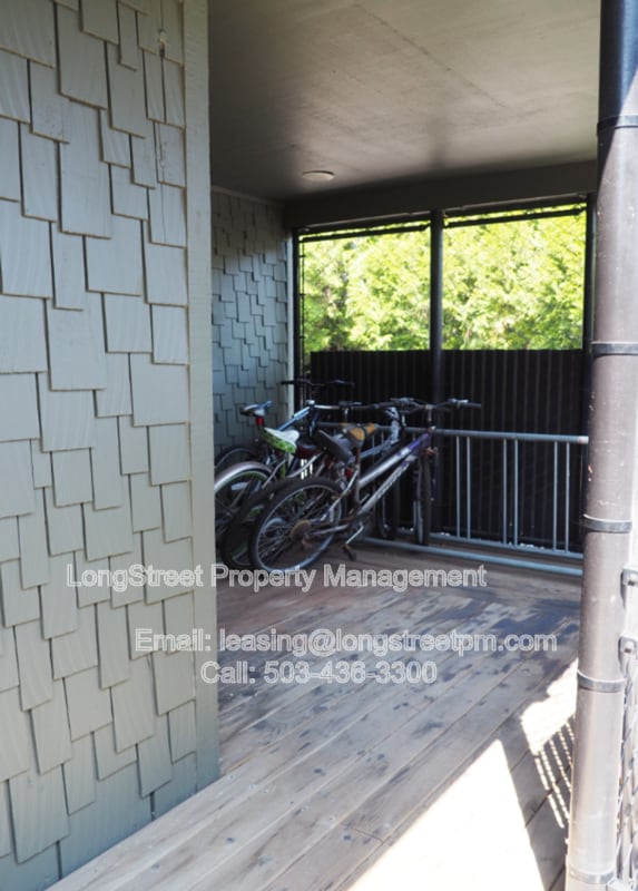 Photo - 2615 NW Harrison Blvd