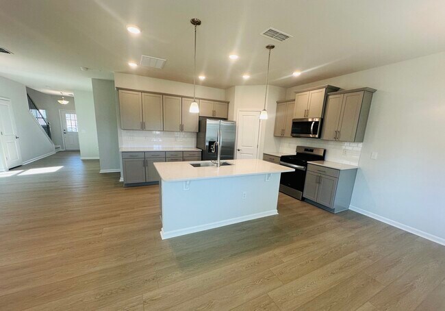 Photo - 520 Providence Spgs Ln