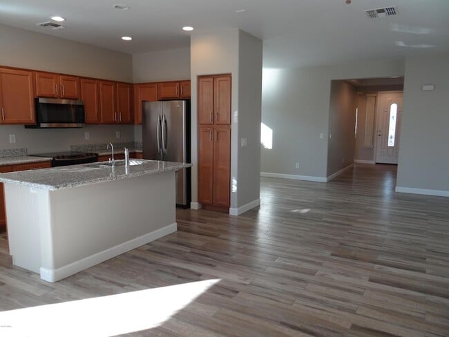 10331 W Carlota Ln
