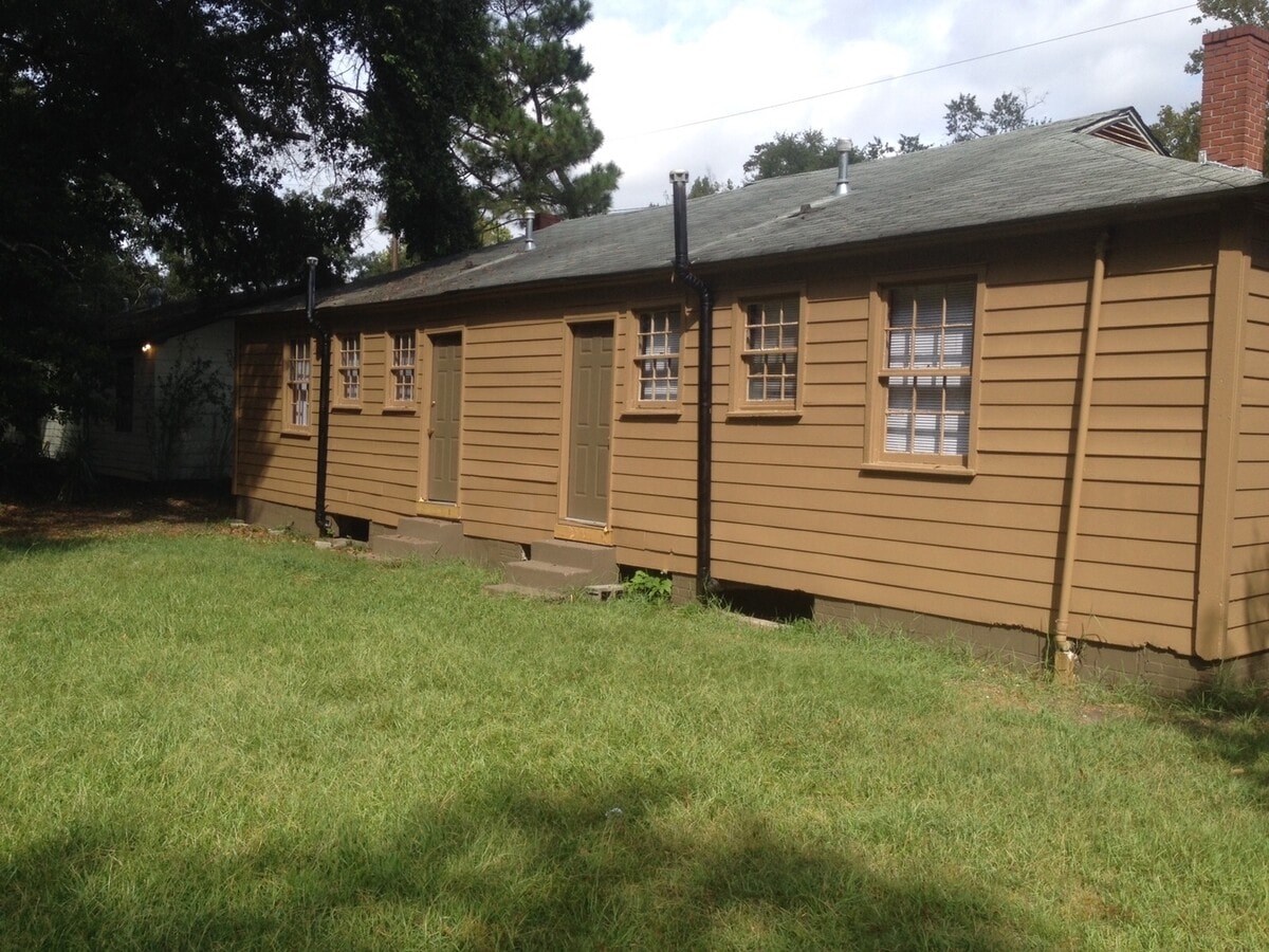 Photo - ***UPCOMING**2 Bedroom / 1.5 Bathroom Duplex for Rent in Columbus, GA***