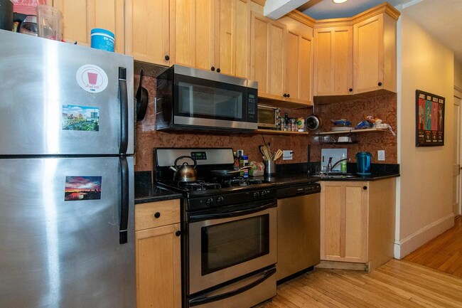 38 Babcock St Unit 3
