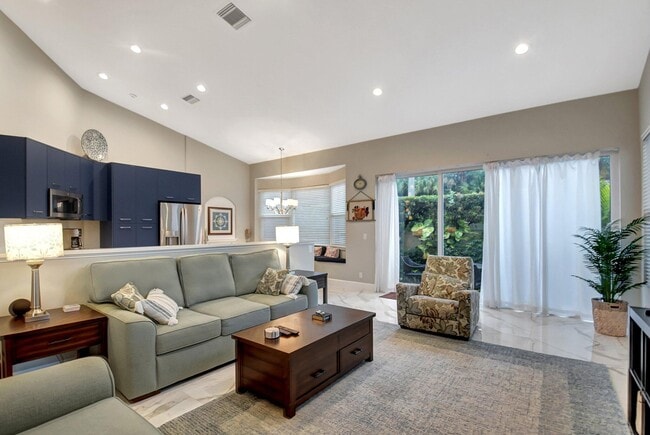 Photo - 8180 Sandpiper Way