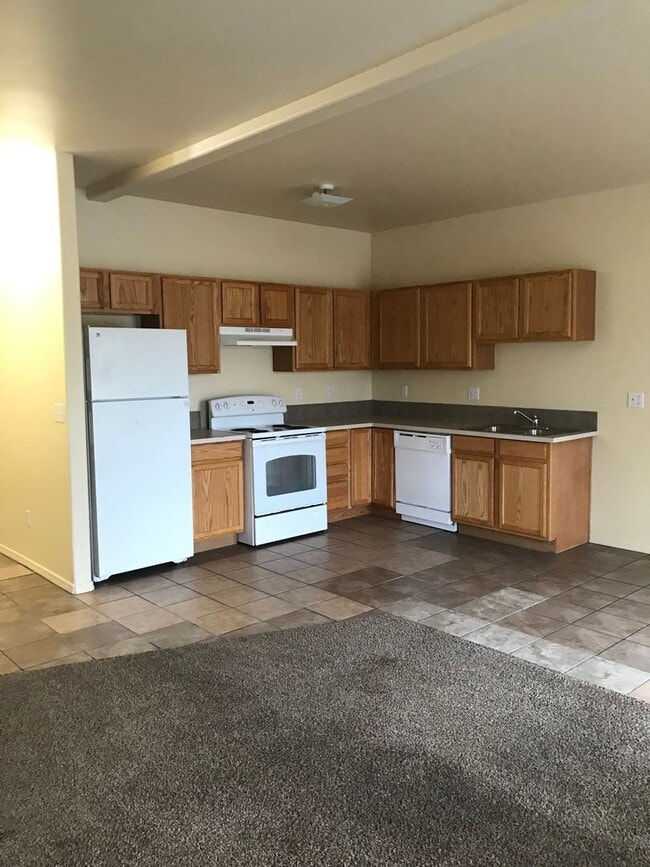 516/518 SE Duke St.