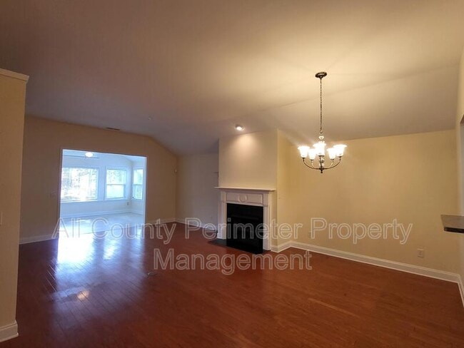 Photo - 117 Cottage Club Dr