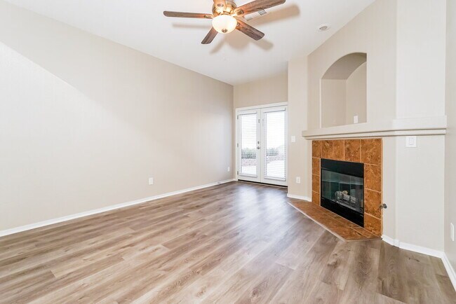 Photo - 2426 Wrangler Walsh Ln