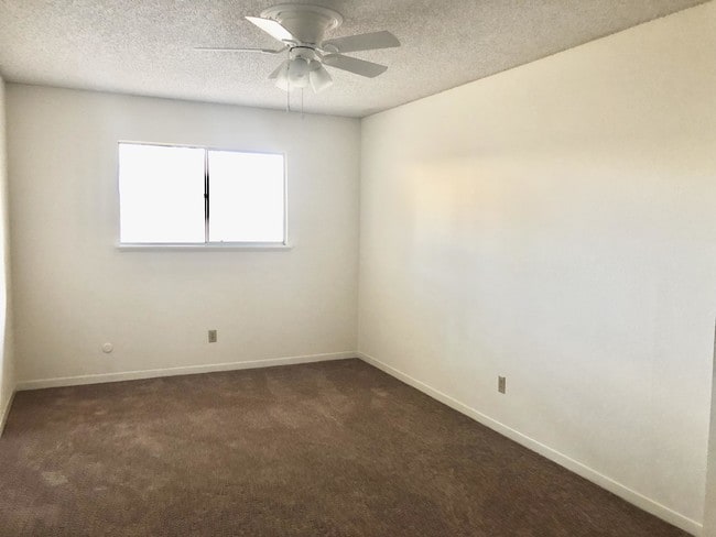 Photo - 7136 Orizaba Ave