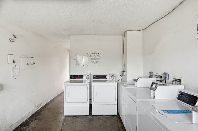 650 Garfield - Garfield Apartments