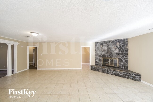 Photo - 6116 Ivanhoe Rd