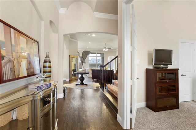 Photo - 861 Waterview Dr