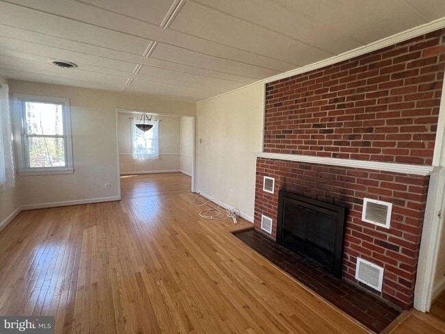 Photo - 4112 Elizabeth Ln