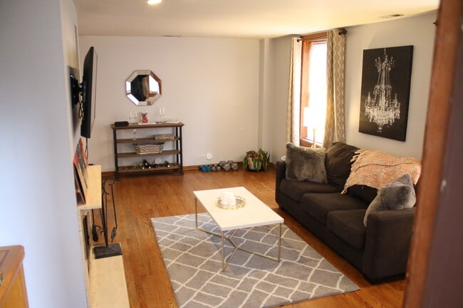 Photo - 1615 N Cleveland Ave Unit 1S