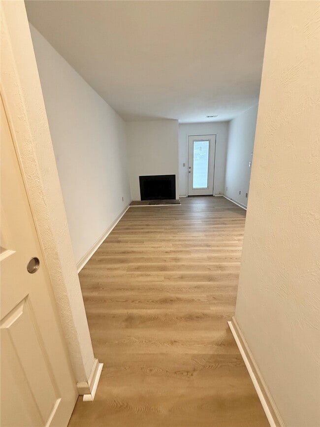 Photo - 122 Ashley Dr
