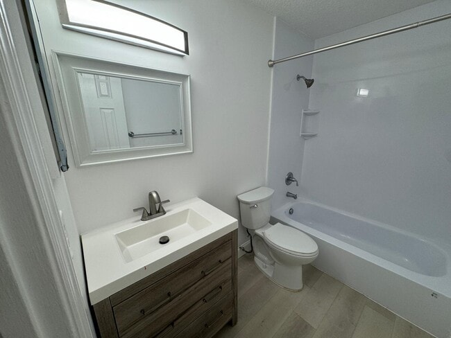 Photo - 11660 NW 45th St