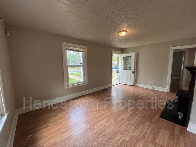 Photo - 1256 Edgewood Rd