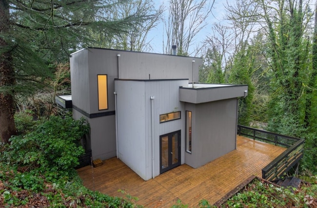 Building Photo - Great Home for rent