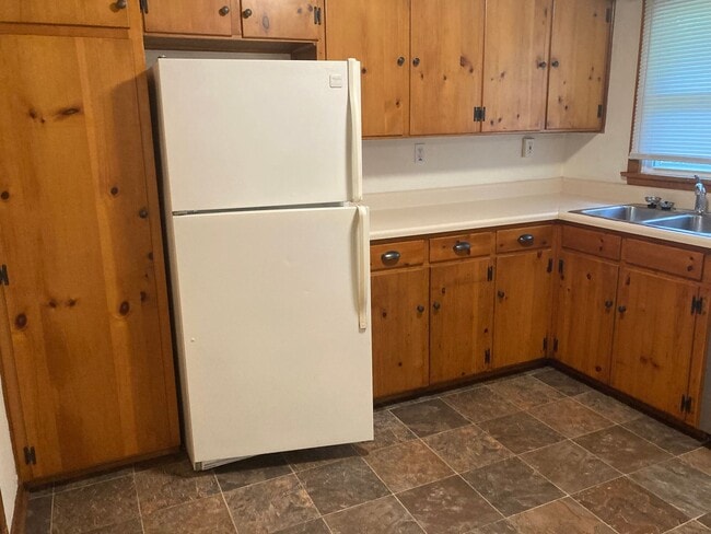 Photo - Lease Details for 2025 Start Date ONLY - N...