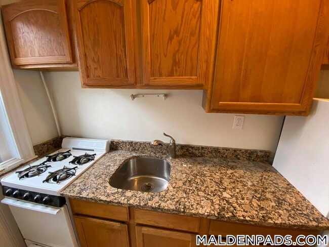 Photo - 17-19 Washington St. Unit 103