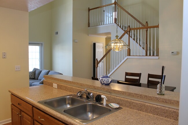 Photo - 90 Nicholas drive