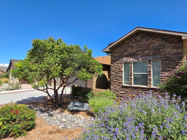 2096 Two Wood Dr