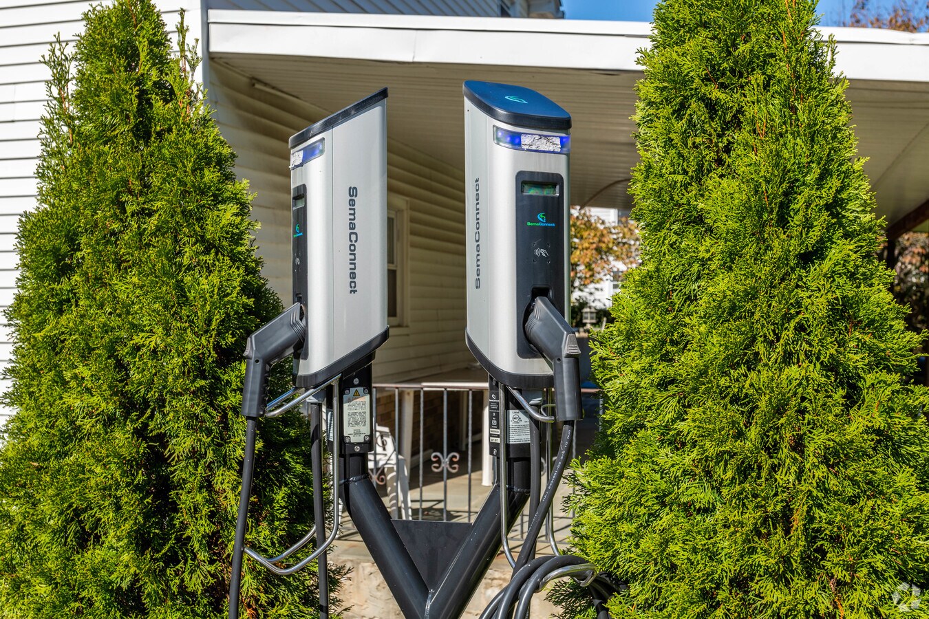 Electric Car Chargers - Marina Court