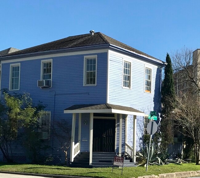 Building Photo - 2127 Avenue K