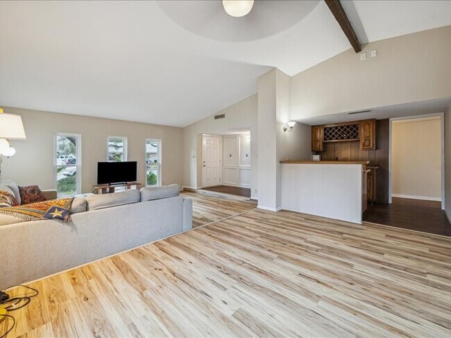 Photo - 3902 Broken Elm Dr