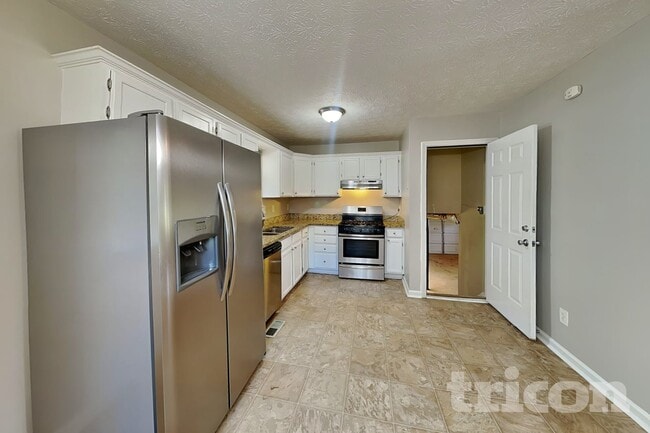 Photo - 48 Hale Haven Dr