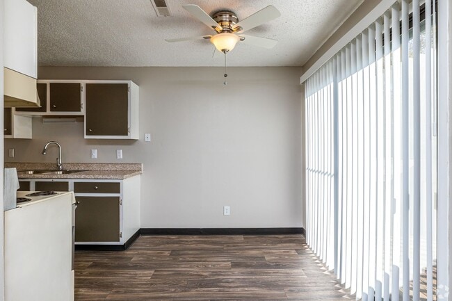 Oakbrook Terrace Apartments
