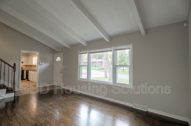 Photo - 18812 Gateway Dr