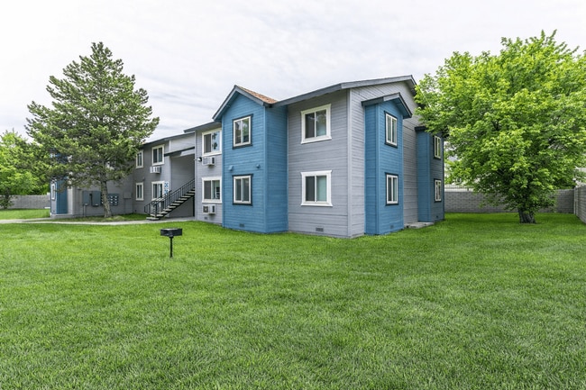 Building Photo - Banbridge