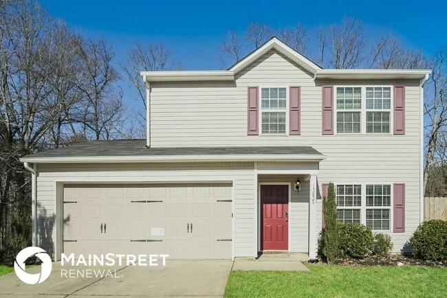 Building Photo - 13835 Circle Dr