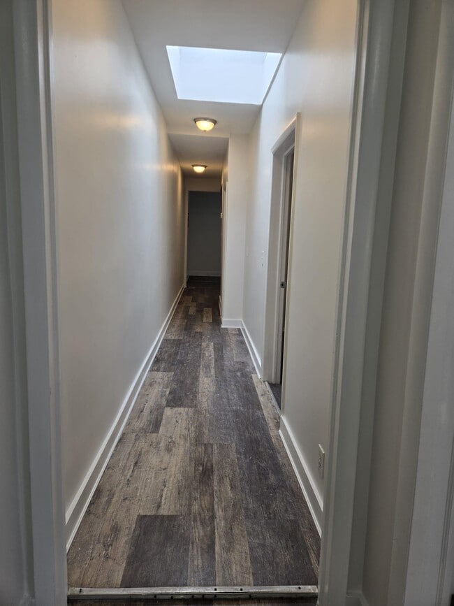 Photo - 7409 Broadway