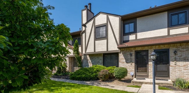 Photo - 5275 Timberline Rd