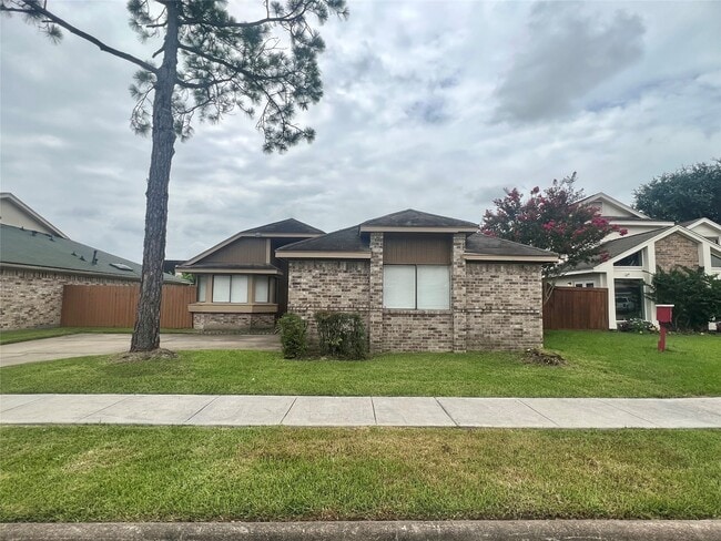 Building Photo - 7831 Redgate Cir Rental